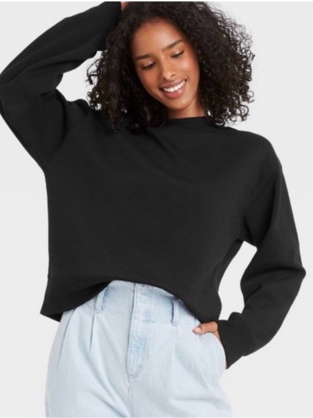 A new day Black Cropped Crewneck Sweatshirt